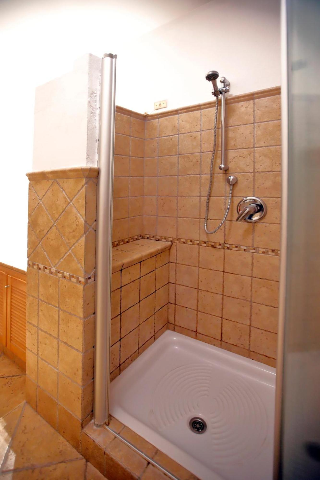 Casa Di Katia Apartment โคลเลซัลเวตติ ภายนอก รูปภาพ