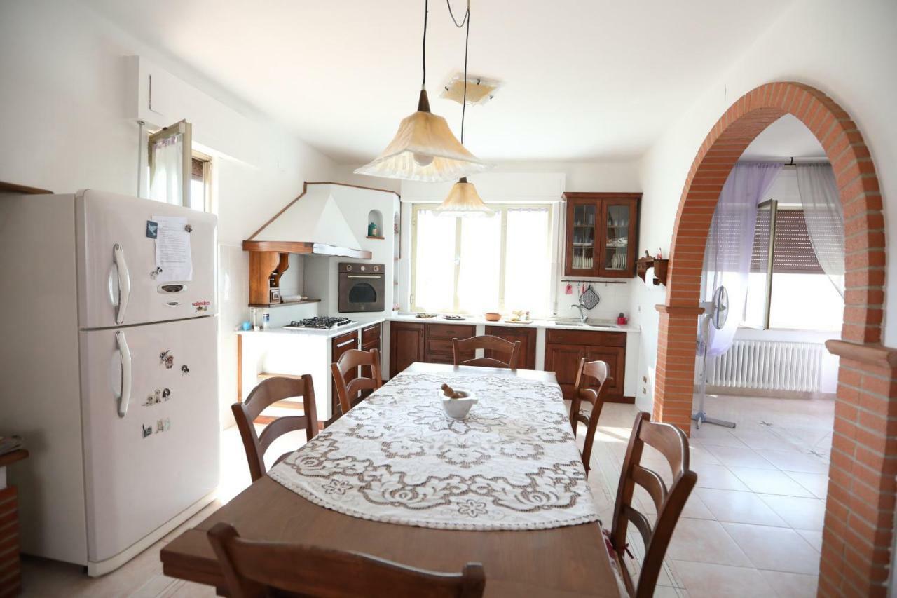 Casa Di Katia Apartment โคลเลซัลเวตติ ภายนอก รูปภาพ